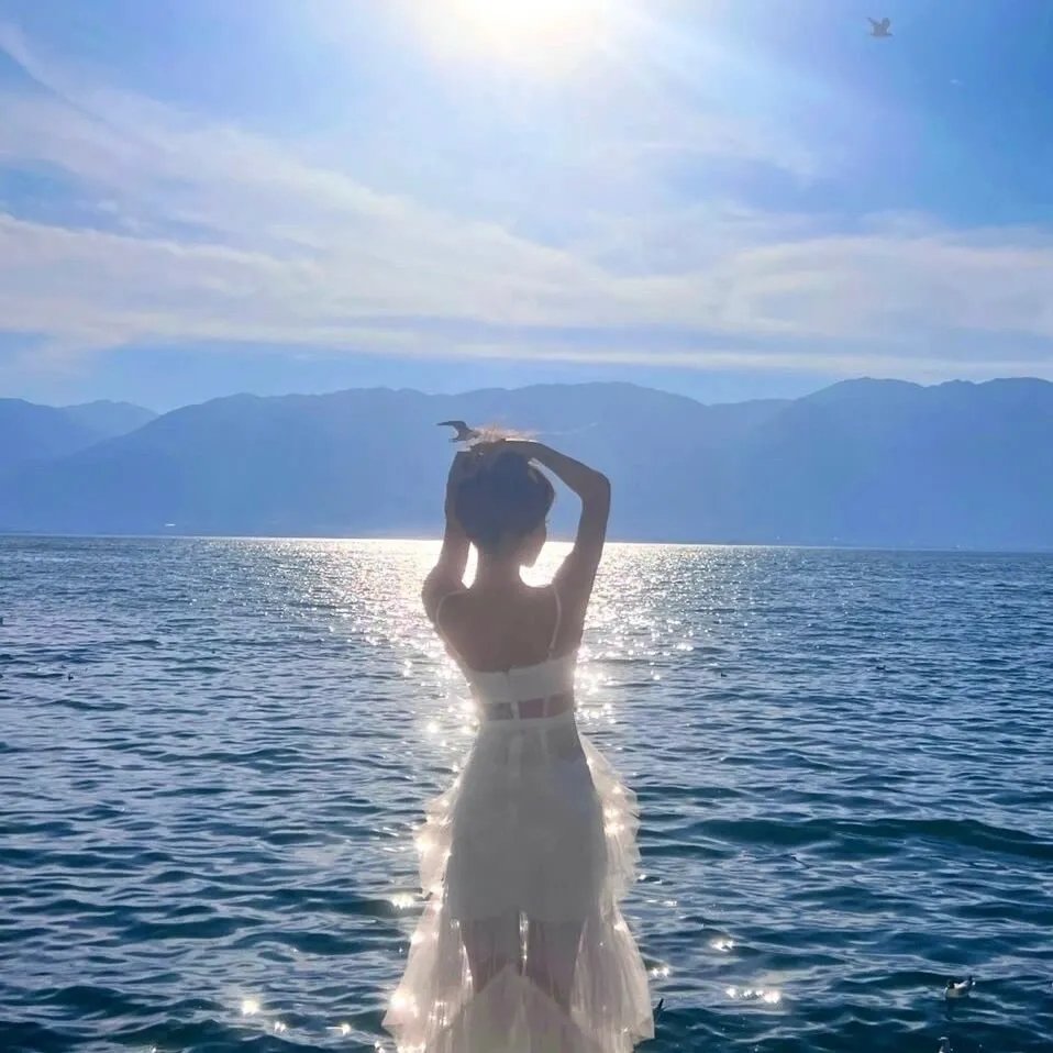 魔法银器2 海报